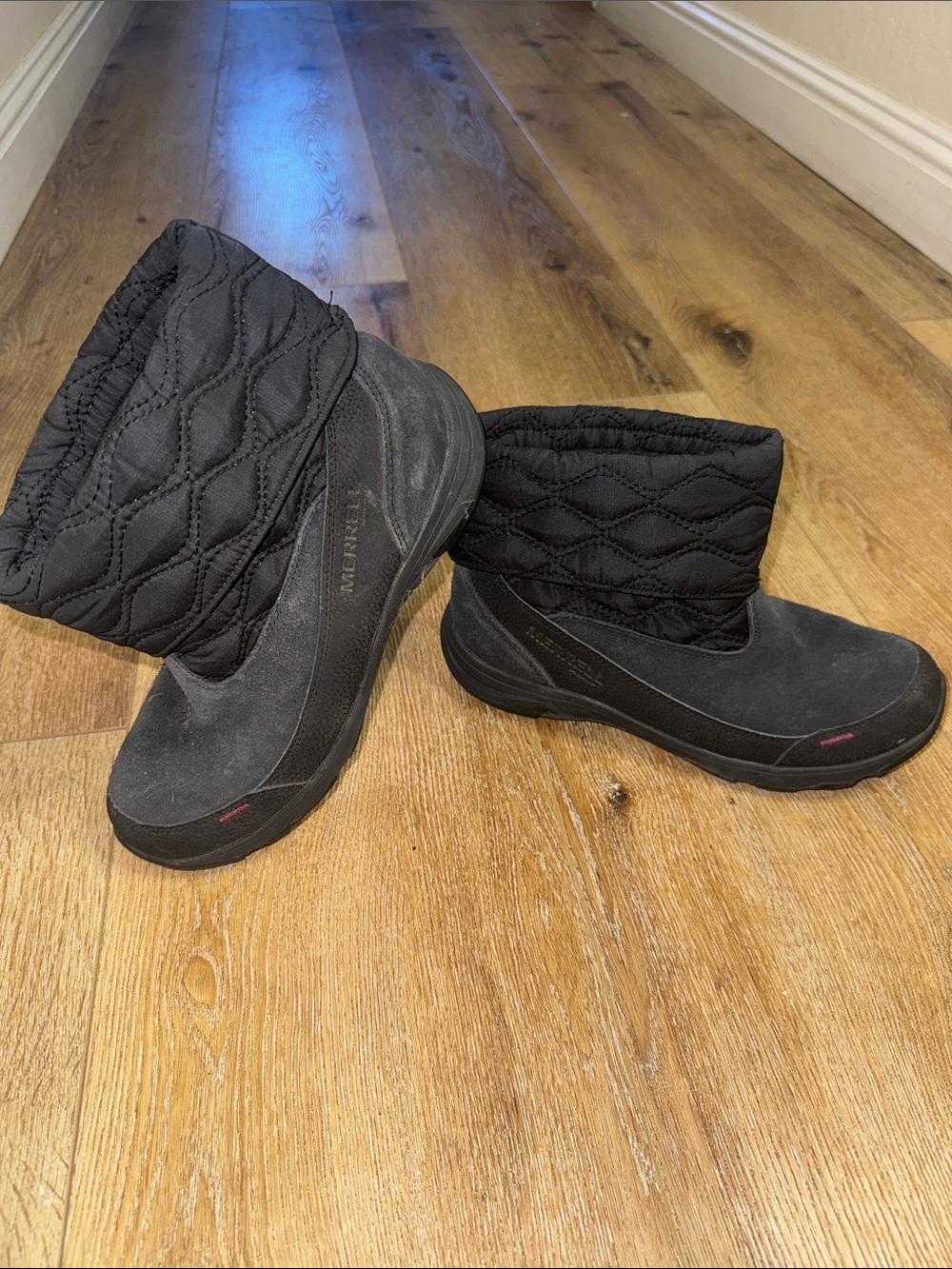 Merrell Black Quilted Slip-On Winter Boots